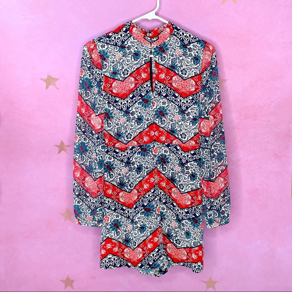 NWT Express Longsleeve Keyhole Romper Jumpsuit 00